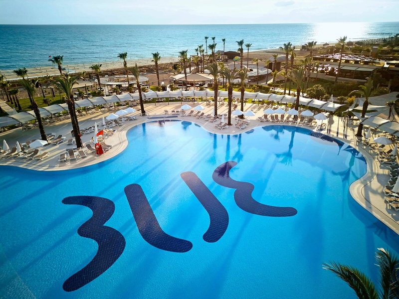 TUI BLUE Palm Garden Pool