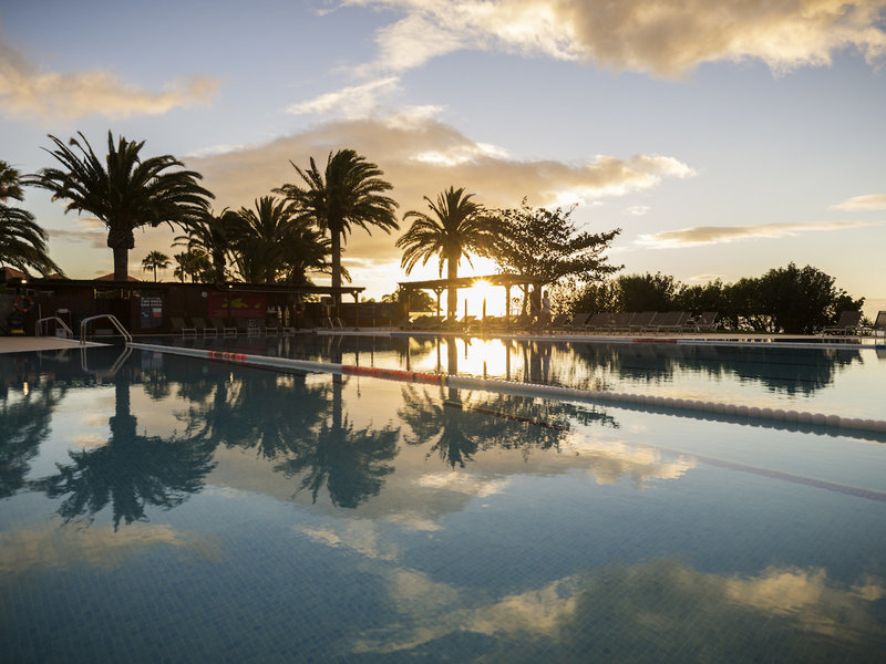 ROBINSON Esquinzo Playa Pool